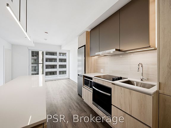 3rd image of 70 Ordnance St #1909