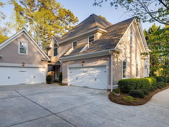 3rd image of 4529 Holstein Hill Dr