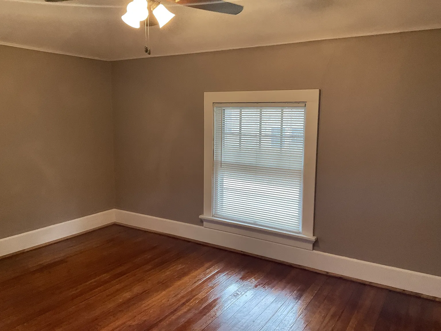 2103 Kentucky Avenue - 1 — Photo 4