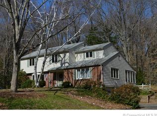240 Beacon Hill Dr, Cheshire, CT 06410