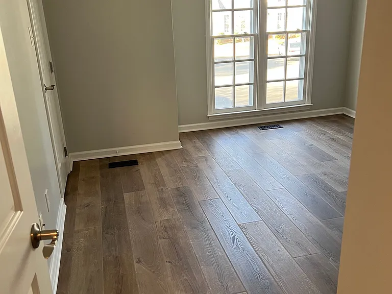 102 Pickett Ln — Photo 10