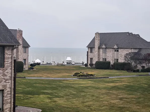 50692 Harbour View Dr N #38, New Baltimore, MI 48047