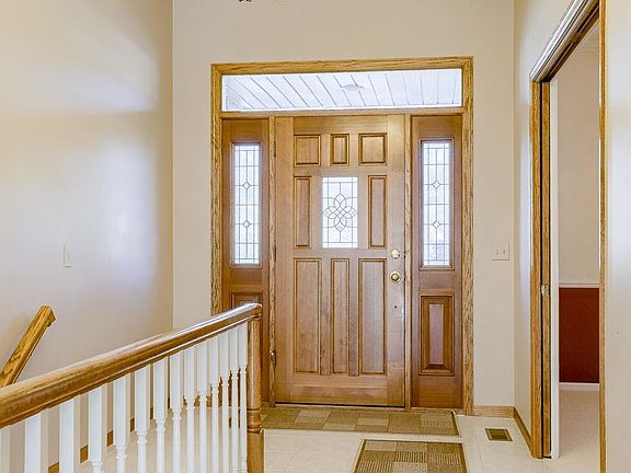 3rd image of 8605 Oahu Cir