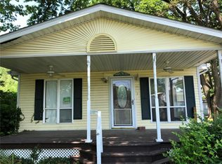 653 Ashland Ave, Granite City, IL 62040