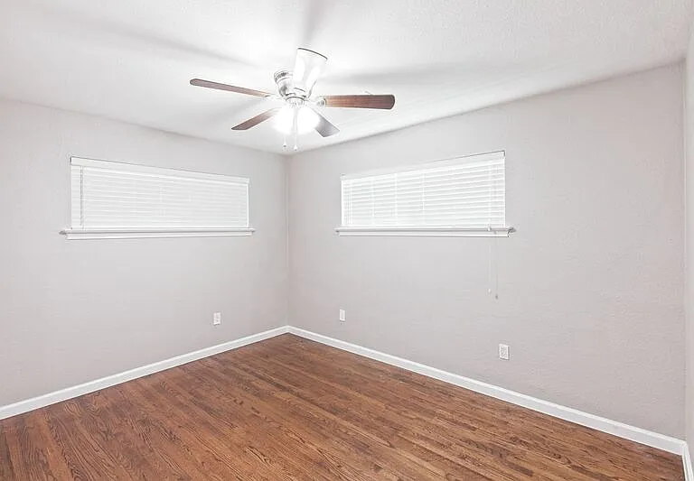 304 S Grove Rd — Photo 20
