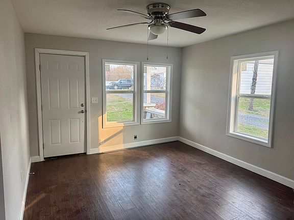 5th image of 1310 Birchwood Rd