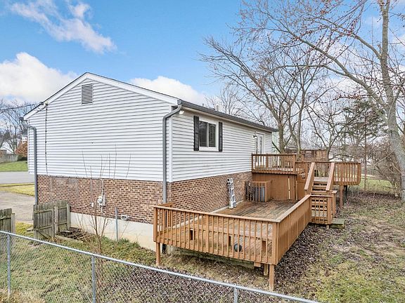 5th image of 12052 Gaylord Dr