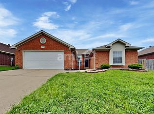 6116 Brookknoll Dr, Arlington, TX 76018