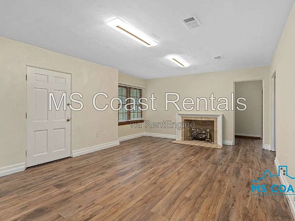 3rd image of 479 Porter Ave