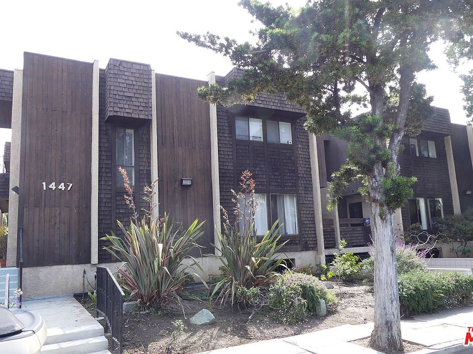 1st image of 1447 26th St Unit B