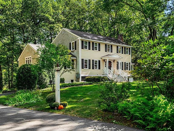 2nd image of 175 Herrick Rd