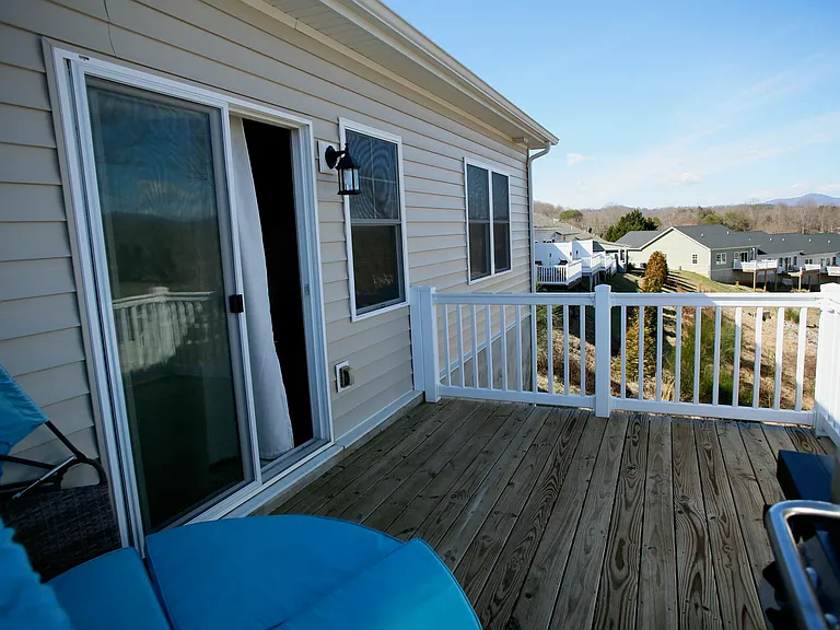 1313 Emerald View Ct — Photo 20