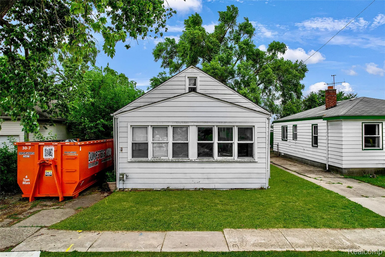 7576 Continental Ave photo 1