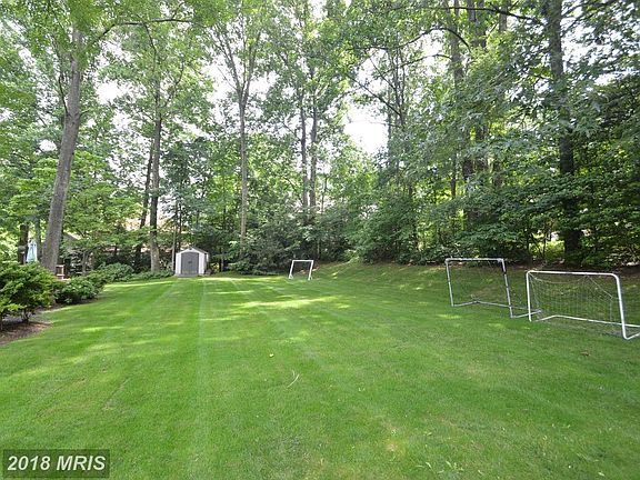 3rd image of 3434 Valewood Dr