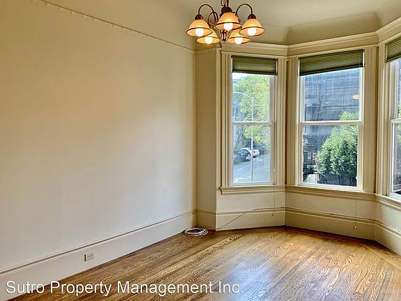 5th image of 659 Clayton St