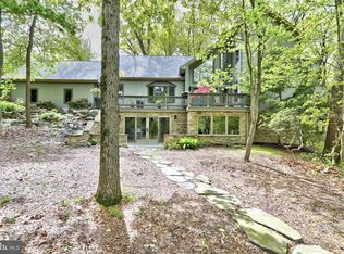 3888 Ridgewood Rd, York, PA 17406