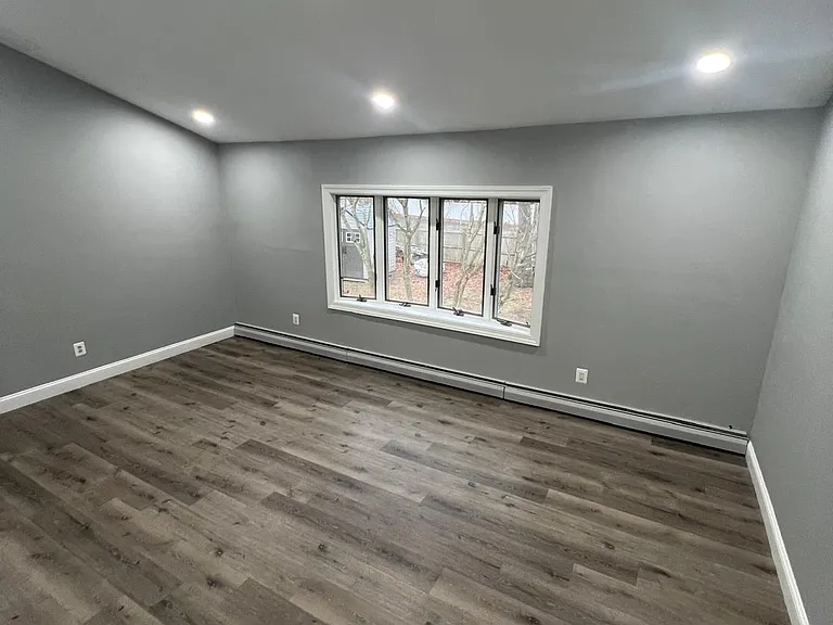 15 Beach Ave — Photo 7