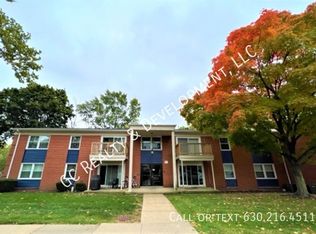 11 Simpson St APT H, Geneva, IL 60134