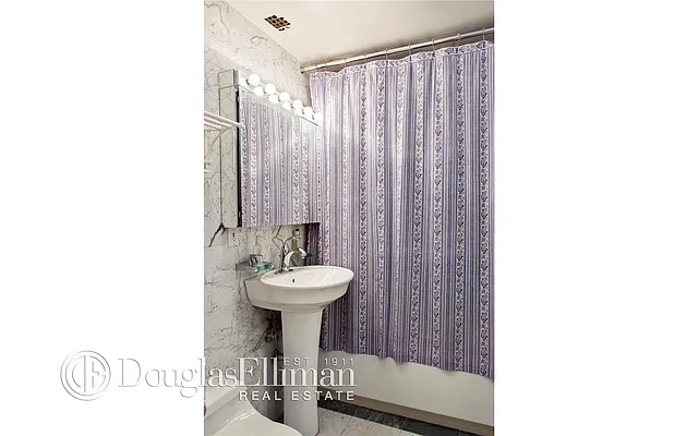 Sold by Douglas Elliman | media 26