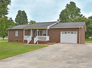 114 Polly Dr, Statesville, NC 28625