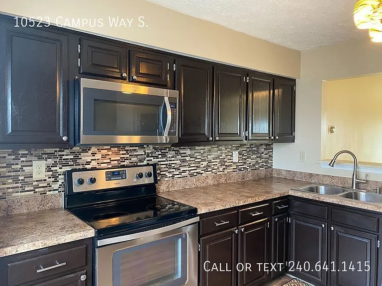 10523 Campus Way S — Photo 6
