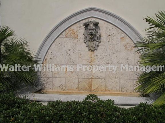 2nd image of 10 N St Augustine Blvd #3