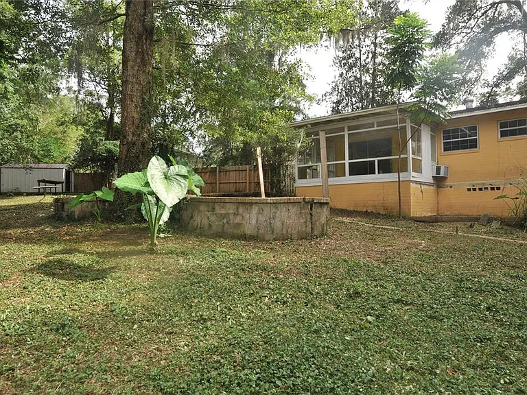 1410 NW 7th Rd — Photo 28