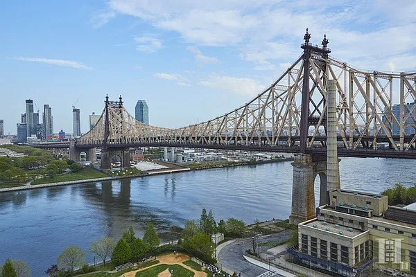 Rented by Halstead Real Estate | media 14