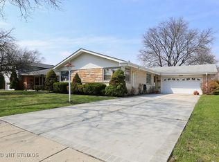 1920 Glenview Ave, Park Ridge, IL 60068