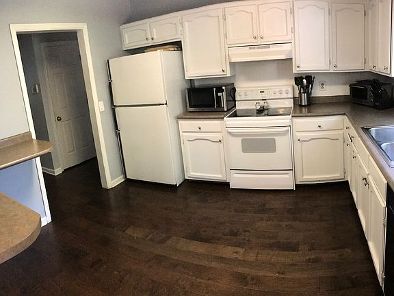 4th image of 1403 Marymont Dr
