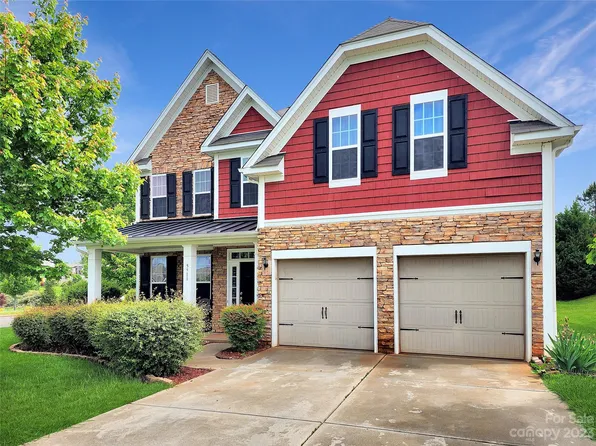 5918 Langwell Ln, Charlotte, NC 28278