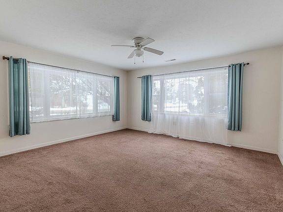 4th image of 5935 Sawyer Rd