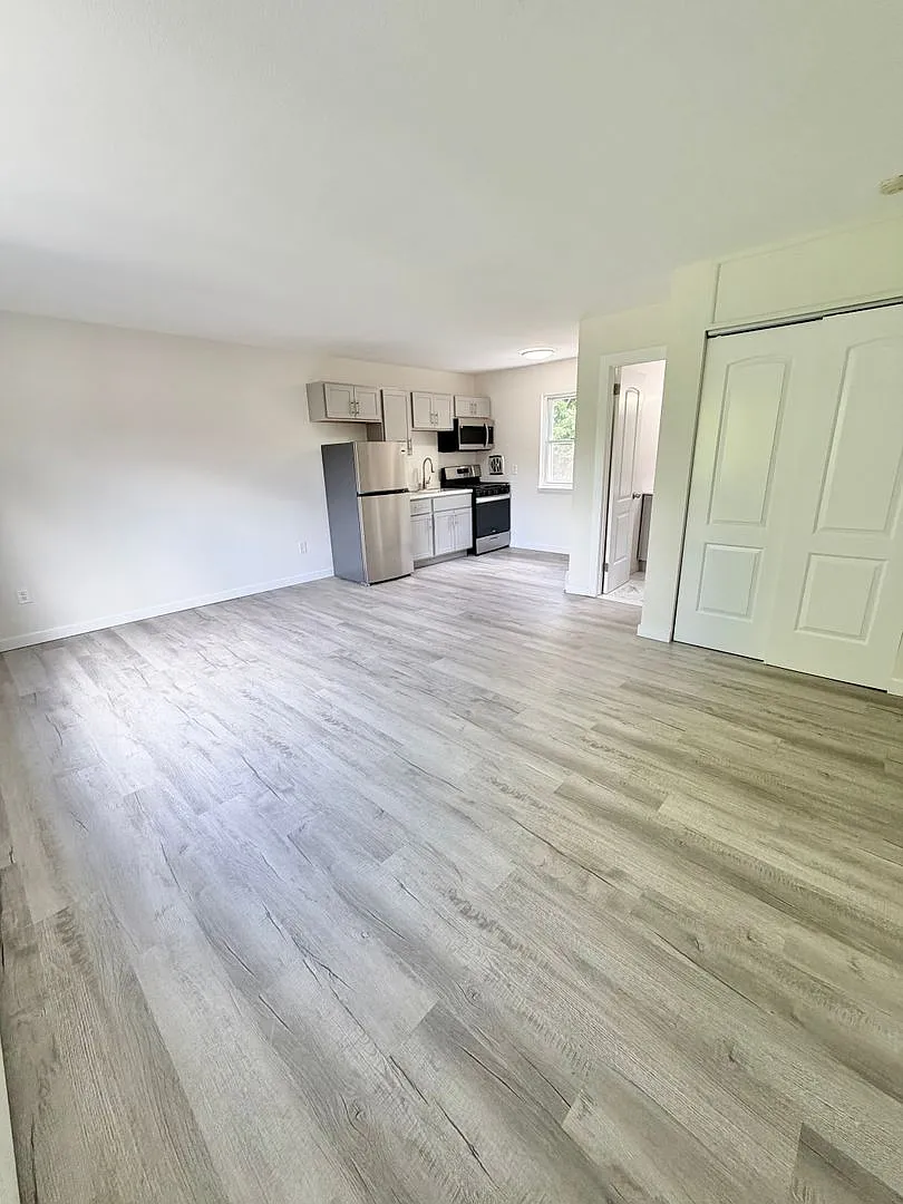 53 Curtin Ave. — Photo 1