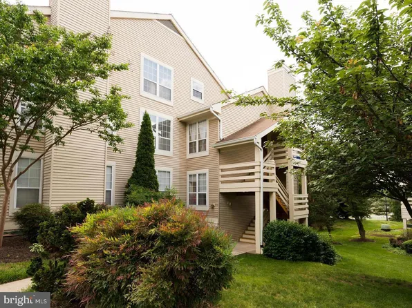 6601 Jupiter Hills Cir #E, Alexandria, VA 22312