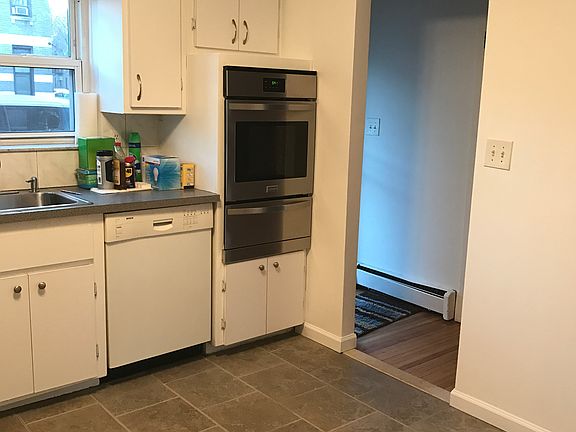 3rd image of 8681 Bay Pkwy APT 1