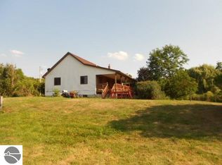 9364 W Monroe Rd, Elwell, MI 48832