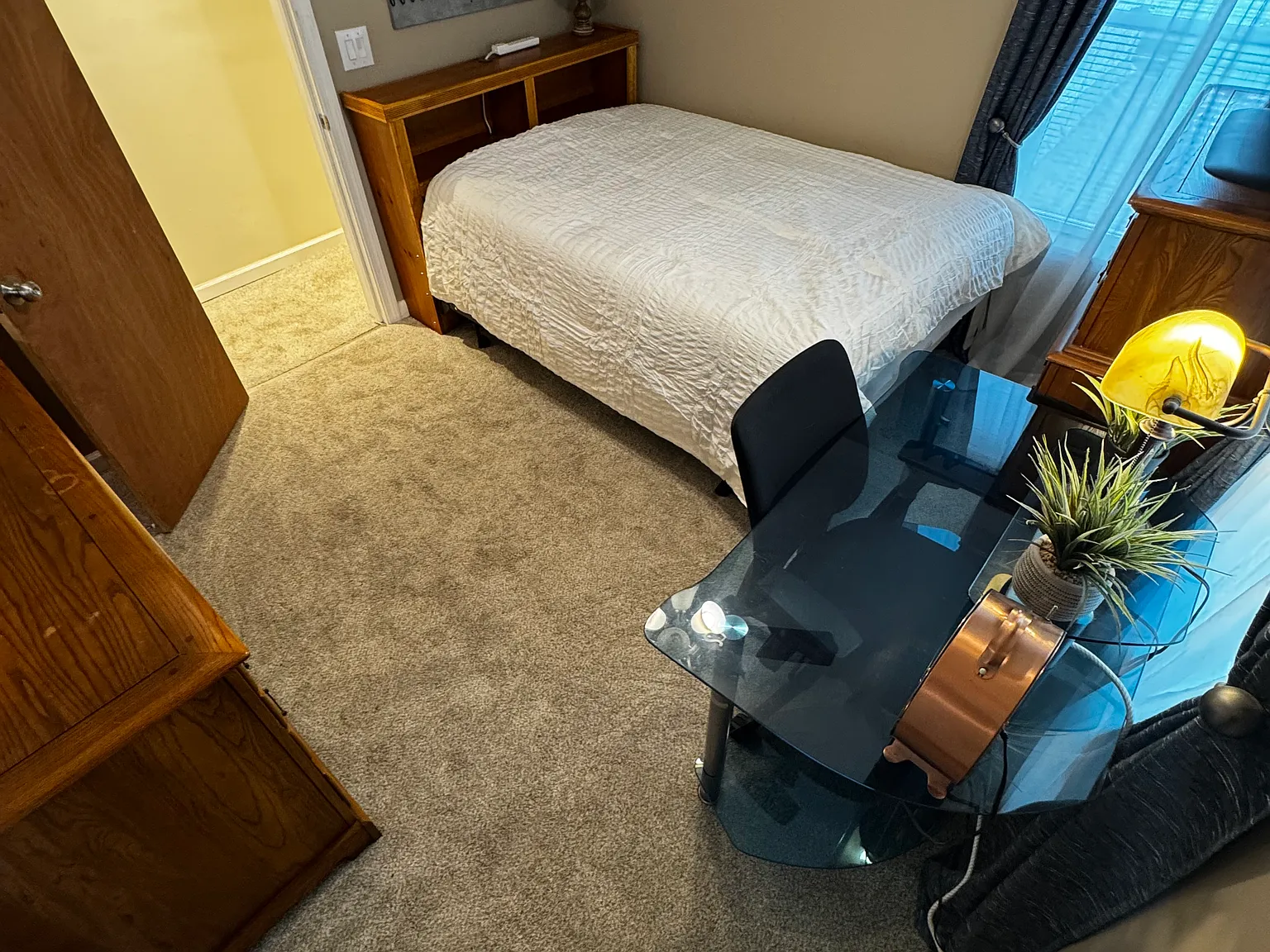 1 bed, 1.5 bath, 1500 sqft, $860 — Photo 1