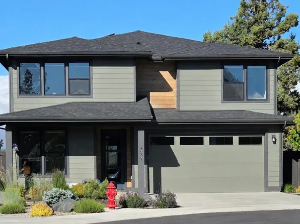 2637 NW Sky Vista Ct, Bend, OR 97703
