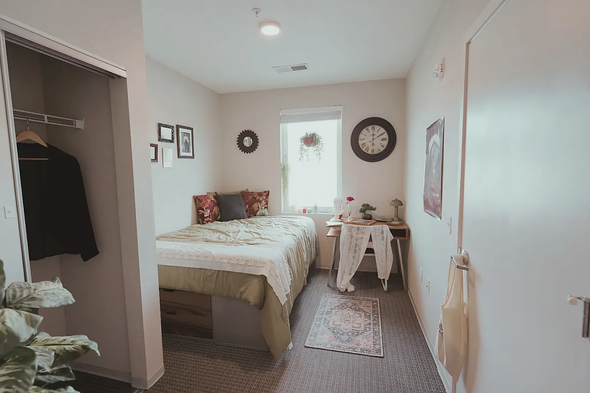 Muse on Main - Student Apartments — Photo 3