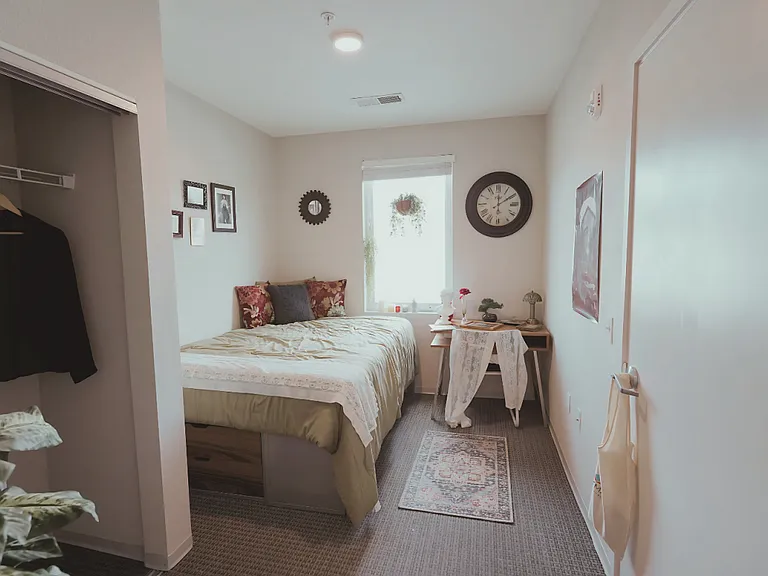 Muse on Main - Student Apartments — Photo 3