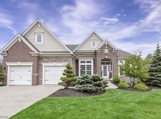 4089 Fox Chase, Seven Hills, OH 44131