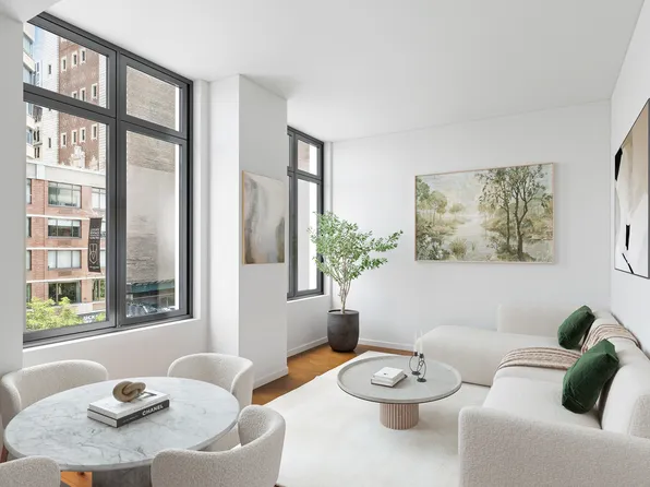 101 West 24th Street image 2 of 17