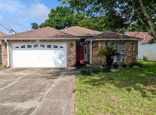 509 Rush Park Cir, Mary Esther, FL 32569