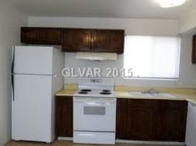 3rd image of 5128 Garden Ln