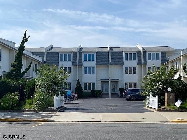 1st image of 14 Atlantic Ave #A