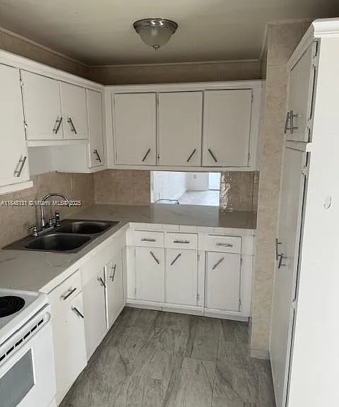 1850 NE 169th St #308 — Photo 19