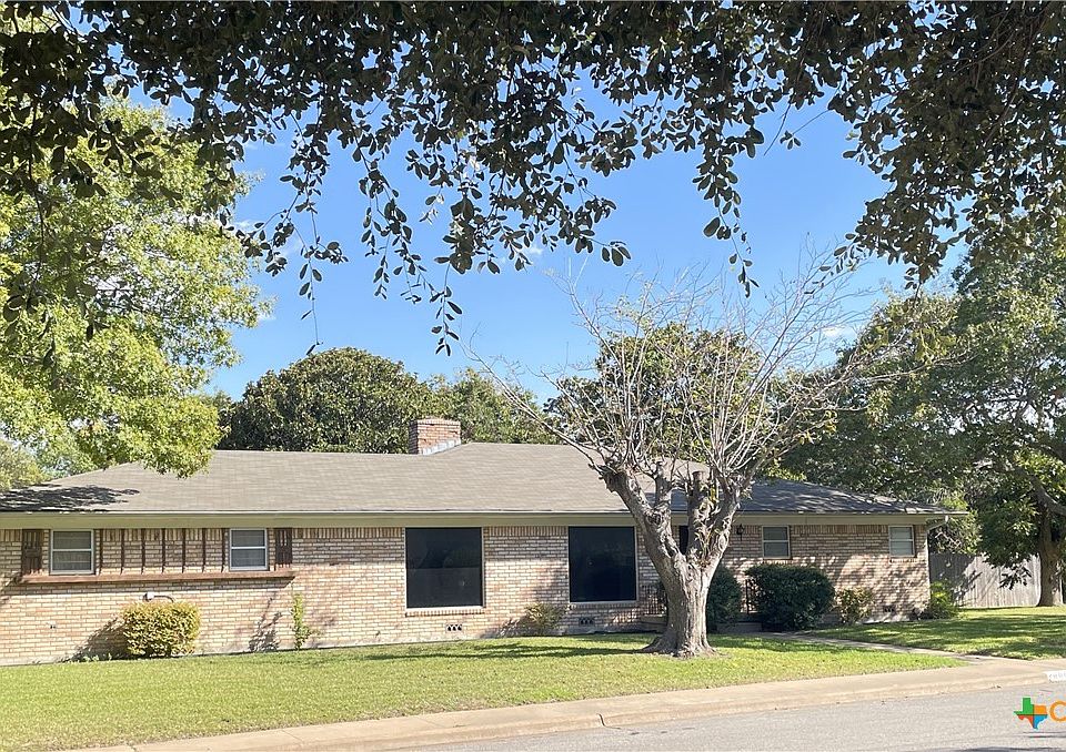 1st image of 2000 Dell Dr