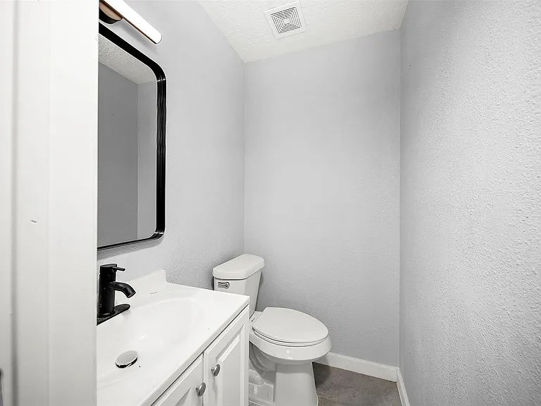 16415 Woodrow St #24 — Photo 7