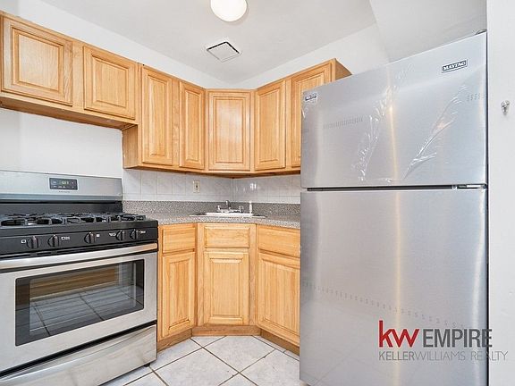 2nd image of 162 W 133rd St #1B