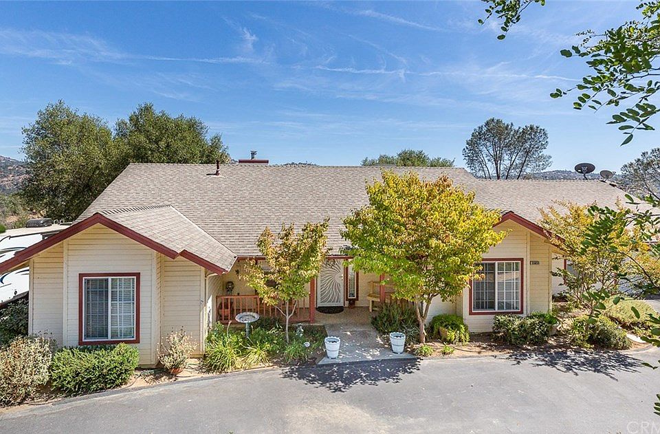 1st image of 33655 River Knolls Rd